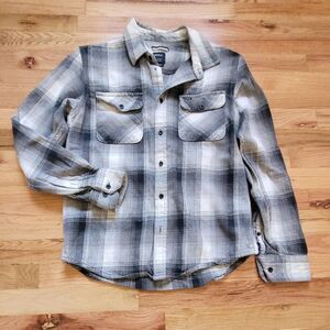 RVCA Plaid Button Up Flannel Regular Fit 100% cotton Small